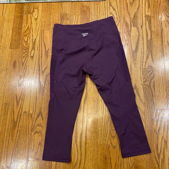Reebok Athletic Leggings Purple‎ Medium - Picture 2 of 6